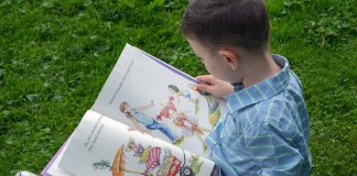 Angielski w rytmie natury: kurs dla dzieci prowadzony w plenerze — dlaczego działa? pawel-ih - kurs angielskiego dla dzieci 3.jpg